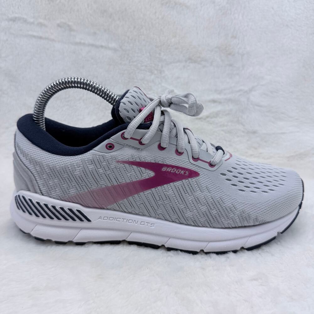 Brooks Addiction GTS 15 Womens Running Shoes Oyster Lilac Rose Size 7 Wide Shoe